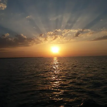 Hotel en barco Boat, Sleep & Tour Ehoa Bari