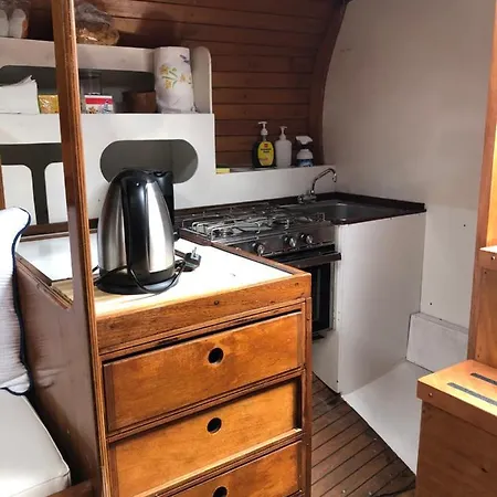 Hotel en barco Boat, Sleep & Tour Ehoa